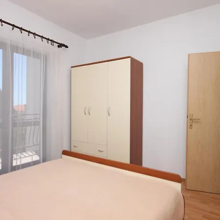 6452c Apartment Vodice